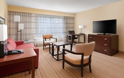 Courtyard by Marriott Dallas Plano in Legacy Park