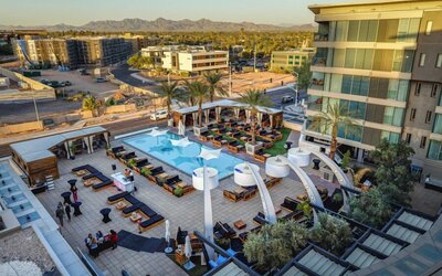 W Scottsdale