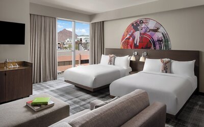 W Scottsdale