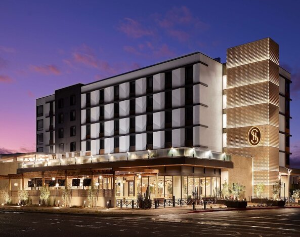 Senna House Hotel Scottsdale, Curio Collection by Hilton