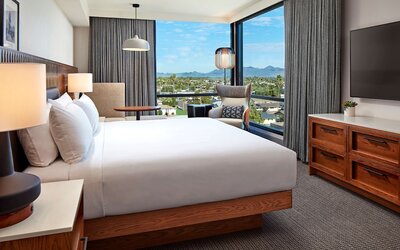 Senna House Hotel Scottsdale, Curio Collection by Hilton