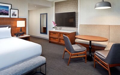 Senna House Hotel Scottsdale, Curio Collection by Hilton