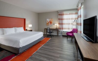La Quinta Inn & Suites by Wyndham Greensboro Arpt High Point