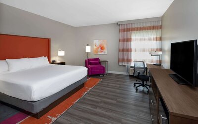 La Quinta Inn & Suites by Wyndham Greensboro Arpt High Point