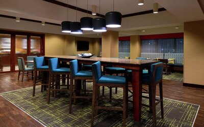 Hampton Inn Greensboro-Airport