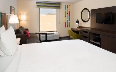 Hampton Inn Greensboro-Airport
