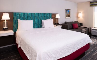 Hampton Inn Greensboro-Airport