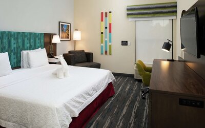 Hampton Inn Greensboro-Airport