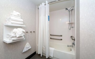 Hampton Inn Greensboro-Airport