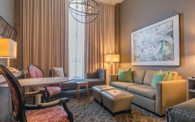Proximity Hotel
