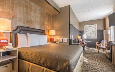 Proximity Hotel