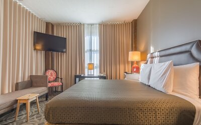 Proximity Hotel