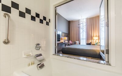 Proximity Hotel