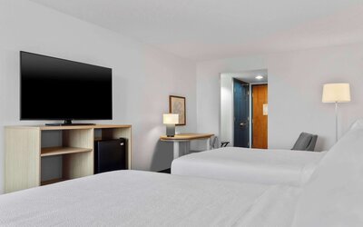 Spark by Hilton Greensboro