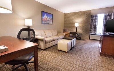 Drury Inn & Suites Greensboro