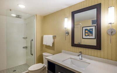 Holiday Inn Greensboro Coliseum by IHG