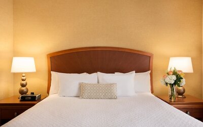 Embassy Suites by Hilton Greensboro Airport