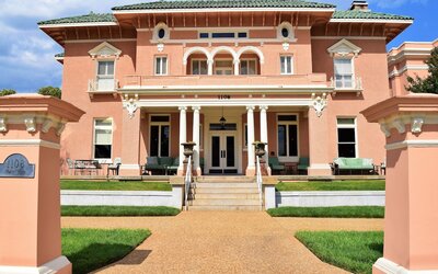 JH Adams Inn, Trademark Collection by Wyndham