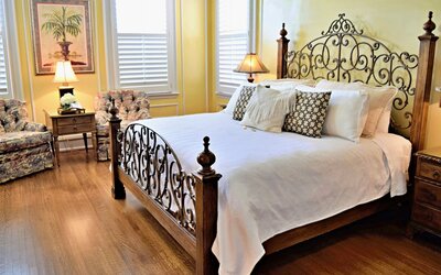 JH Adams Inn, Trademark Collection by Wyndham