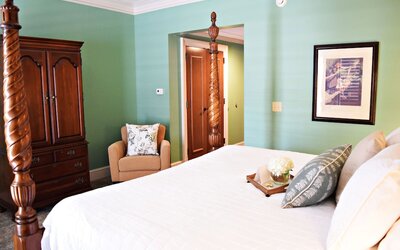JH Adams Inn, Trademark Collection by Wyndham
