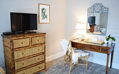 JH Adams Inn, Trademark Collection by Wyndham