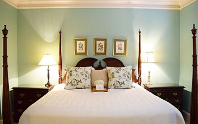 JH Adams Inn, Trademark Collection by Wyndham
