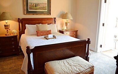 JH Adams Inn, Trademark Collection by Wyndham