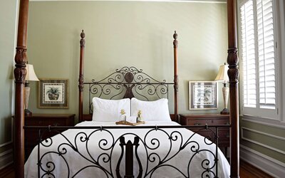 JH Adams Inn, Trademark Collection by Wyndham