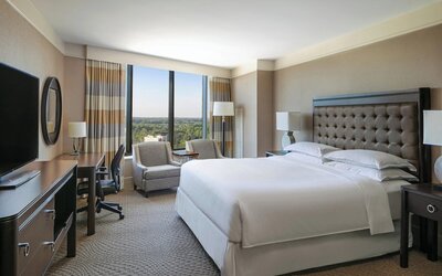 Sheraton Greensboro at Four Seasons