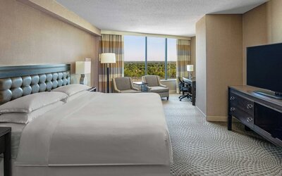 Sheraton Greensboro at Four Seasons