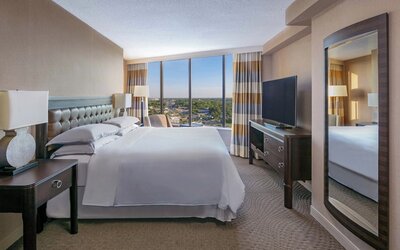 Sheraton Greensboro at Four Seasons