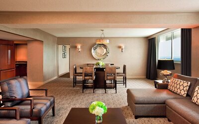 Sheraton Greensboro at Four Seasons
