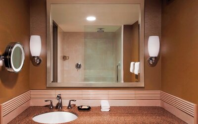 Sheraton Greensboro at Four Seasons
