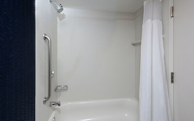 Fairfield Inn by Marriott Greensboro Airport