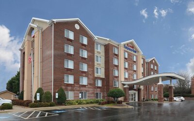 Fairfield Inn by Marriott Greensboro Airport