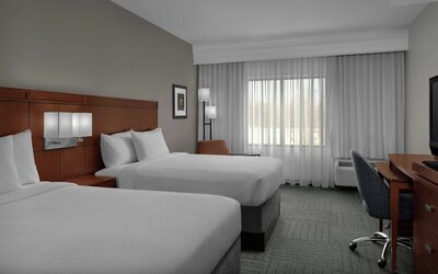 Courtyard by Marriott Greensboro Airport