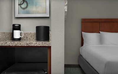 Courtyard by Marriott Greensboro Airport