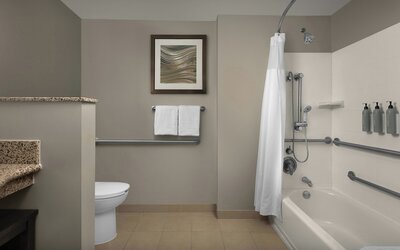 Courtyard by Marriott Greensboro Airport