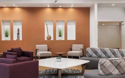 DoubleTree by Hilton Greensboro Airport