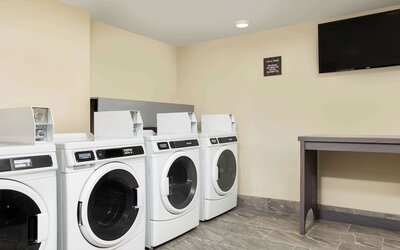 DoubleTree by Hilton Greensboro Airport