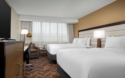 DoubleTree by Hilton Greensboro Airport