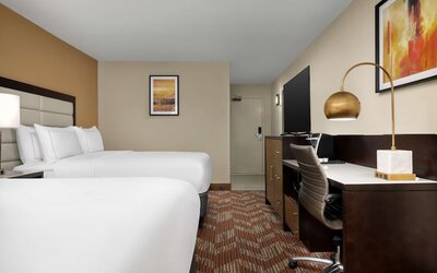 DoubleTree by Hilton Greensboro Airport