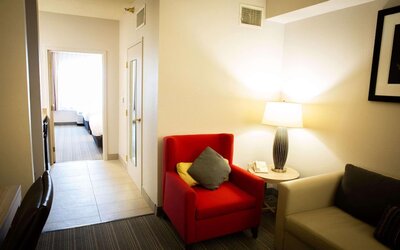 Country Inn & Suites by Radisson, Burlington (Elon), NC