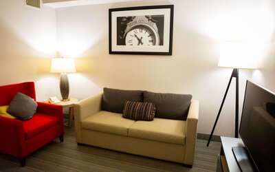 Country Inn & Suites by Radisson, Burlington (Elon), NC