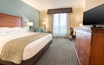 Drury Inn & Suites Burlington