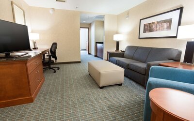 Drury Inn & Suites Burlington