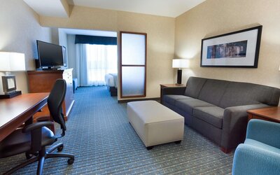 Drury Inn & Suites Burlington