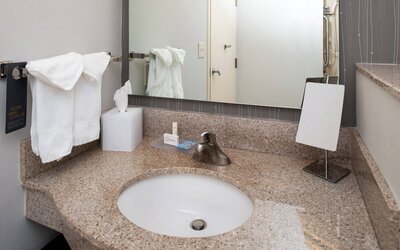 Courtyard by Marriott High Point