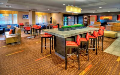 Courtyard by Marriott Burlington