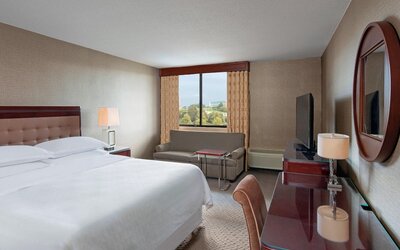 Sheraton Harrisburg Hershey Hotel